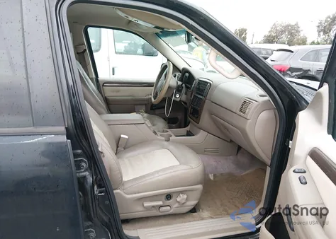 2002 Ford Explorer Eddie Bauer from USA, damaged, VIN 1FMDU64W62UB12882